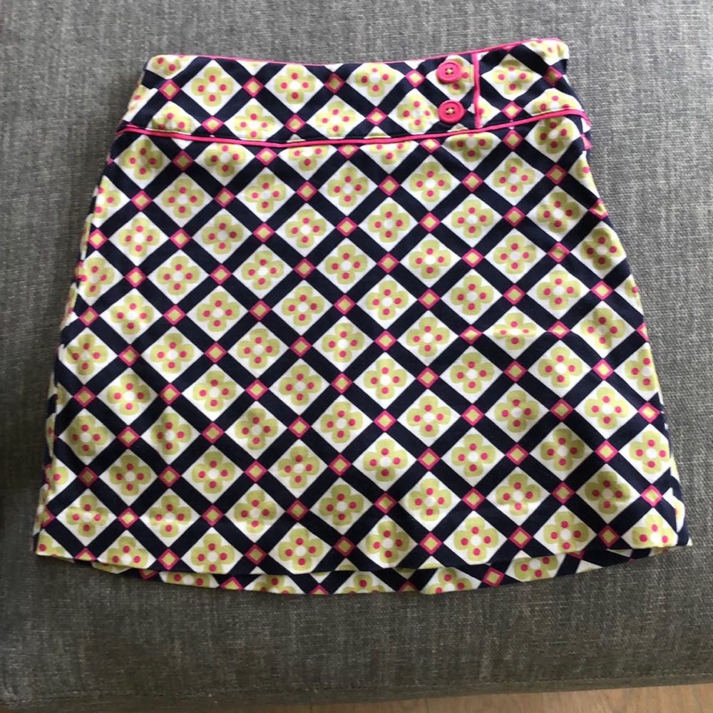 Heartstrings girl patterned mini skirt size 8